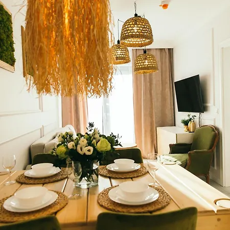 Uroczy Belle View Jacuzzi Sauny Apartamento *