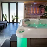 Апартаменты Uroczy Belle View Jacuzzi Sauny Centrum *