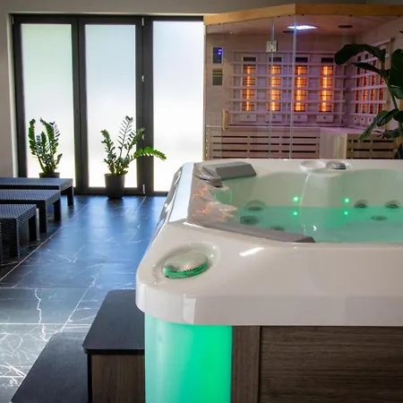 דירה Uroczy Belle View Jacuzzi Sauny Centrum *